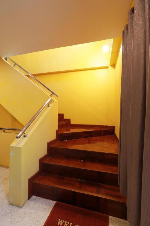 Le Light House & Hostel Chiang Mai Exterior photo