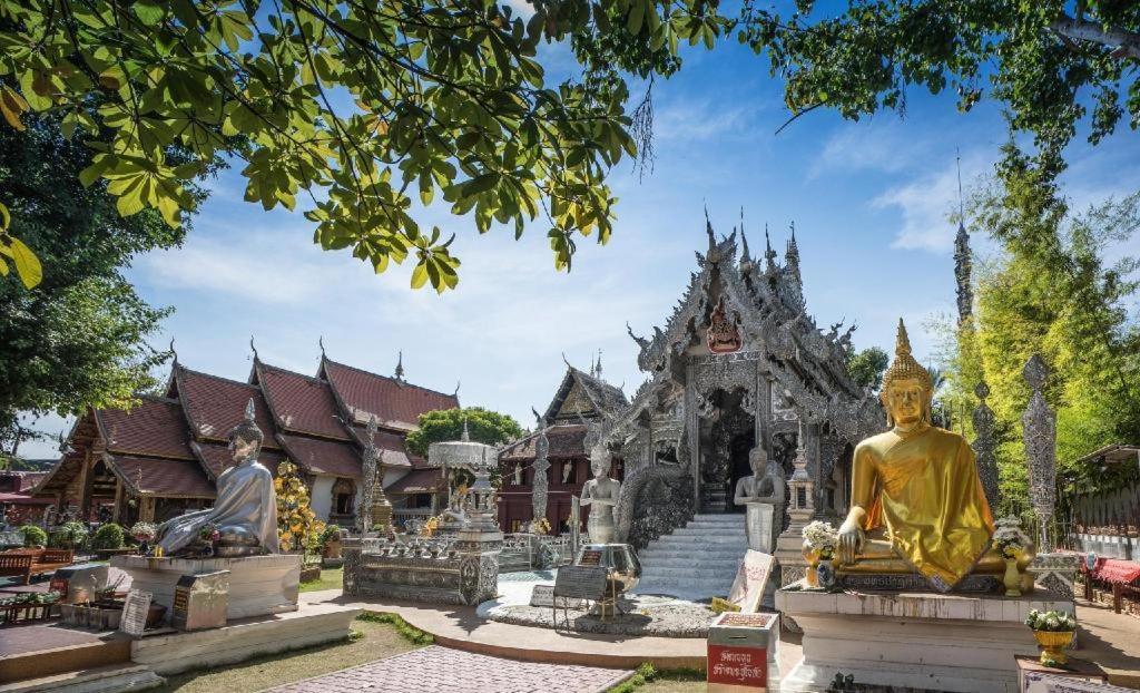 Le Light House & Hostel Chiang Mai Exterior photo