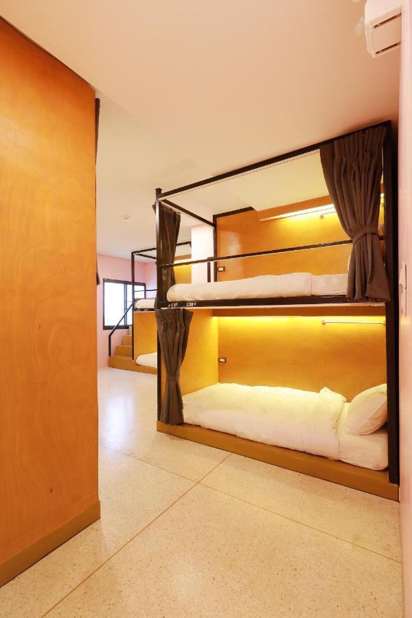 Le Light House & Hostel Chiang Mai Exterior photo