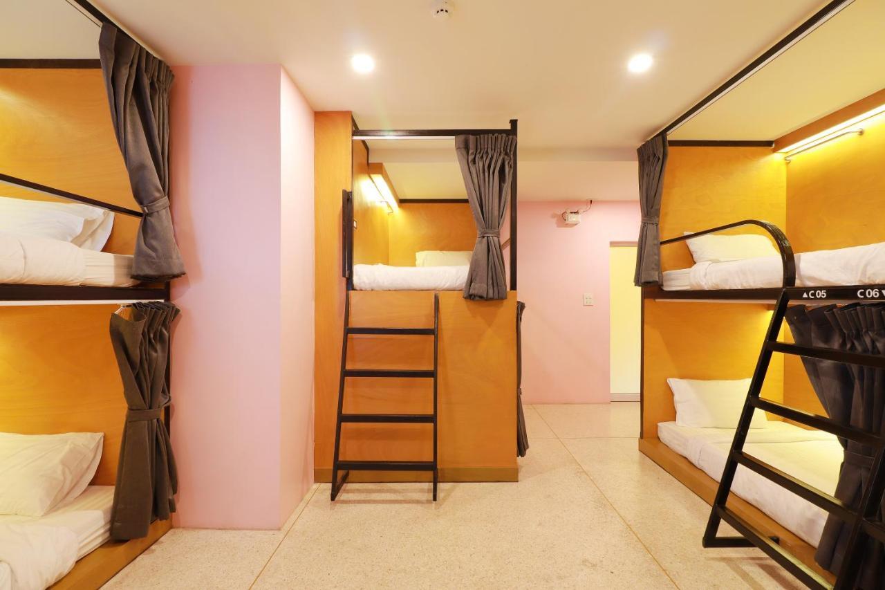 Le Light House & Hostel Chiang Mai Exterior photo